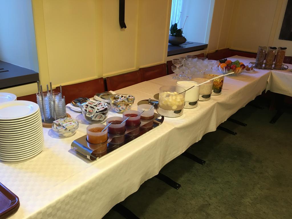 Poschiavo Suisse Hotel & Traditional Fondue Stube Eksteriør billede