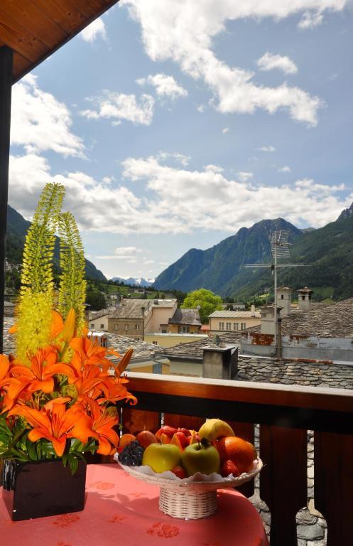 Poschiavo Suisse Hotel & Traditional Fondue Stube Værelse billede