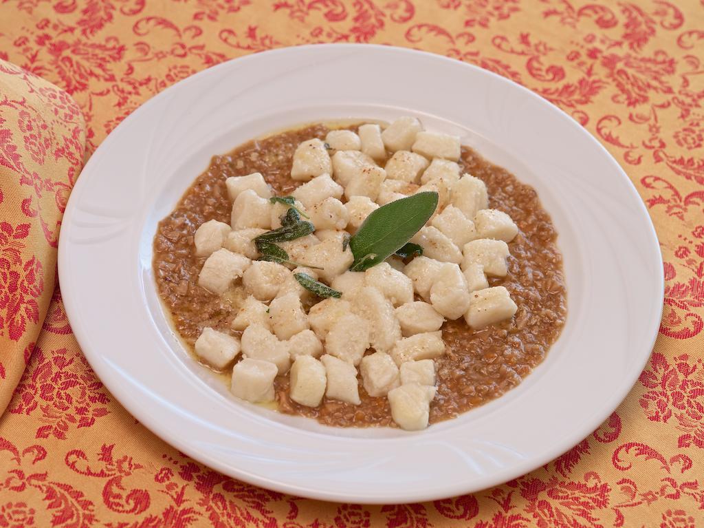 Poschiavo Suisse Hotel & Traditional Fondue Stube Eksteriør billede