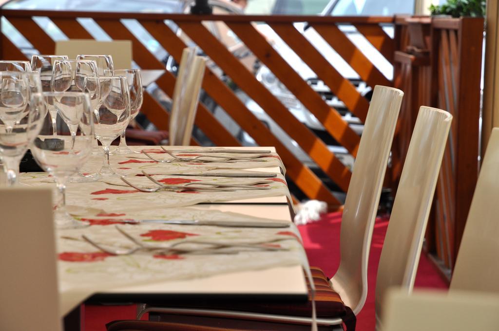 Poschiavo Suisse Hotel & Traditional Fondue Stube Eksteriør billede